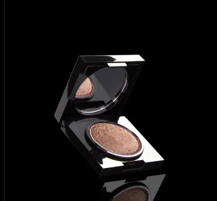586 TOFFEE  (P) EYESHADOW