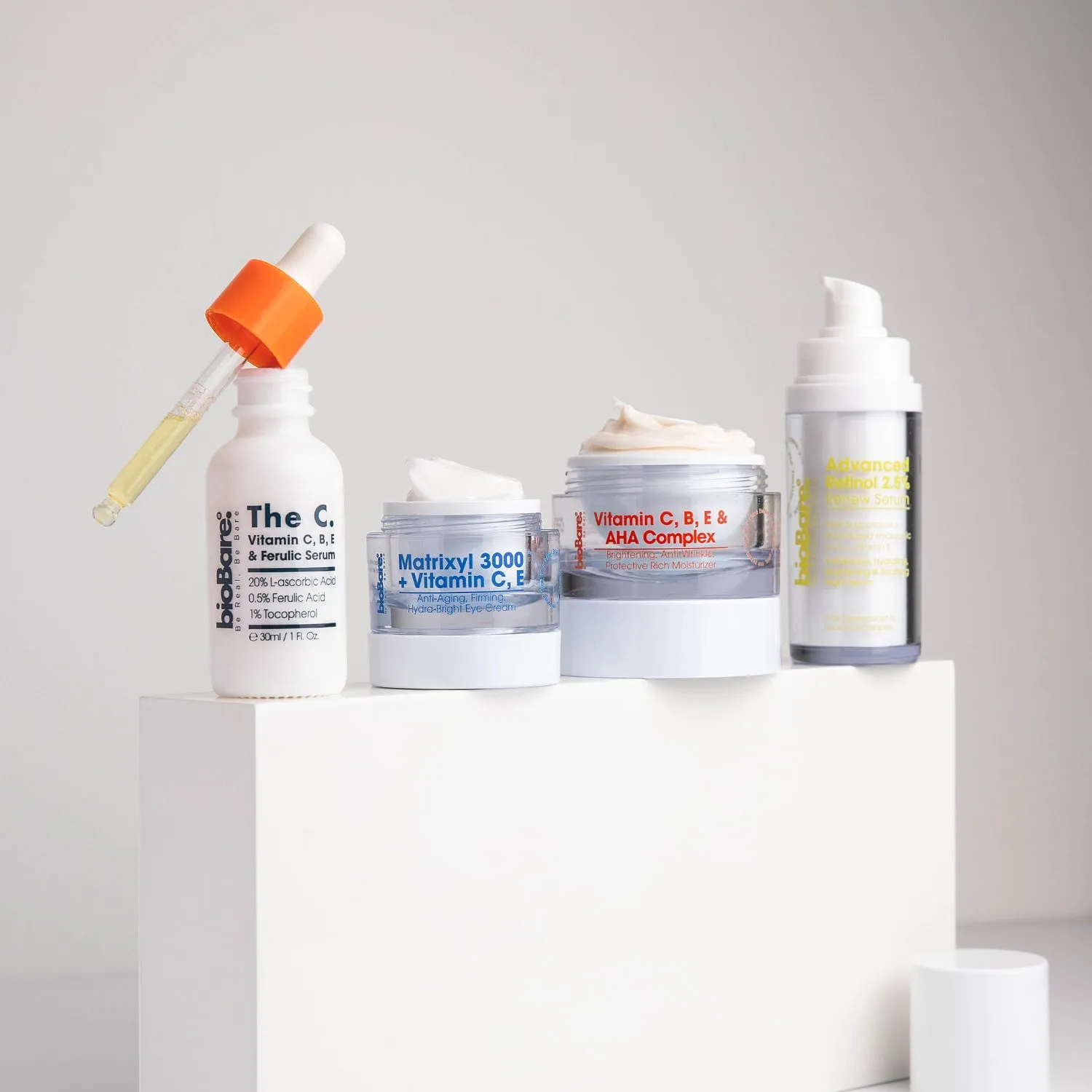 AM/PM Essentials - Anti-Aging   Brightening Kit