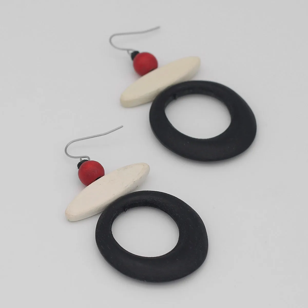 Black Reese Drop Earrings