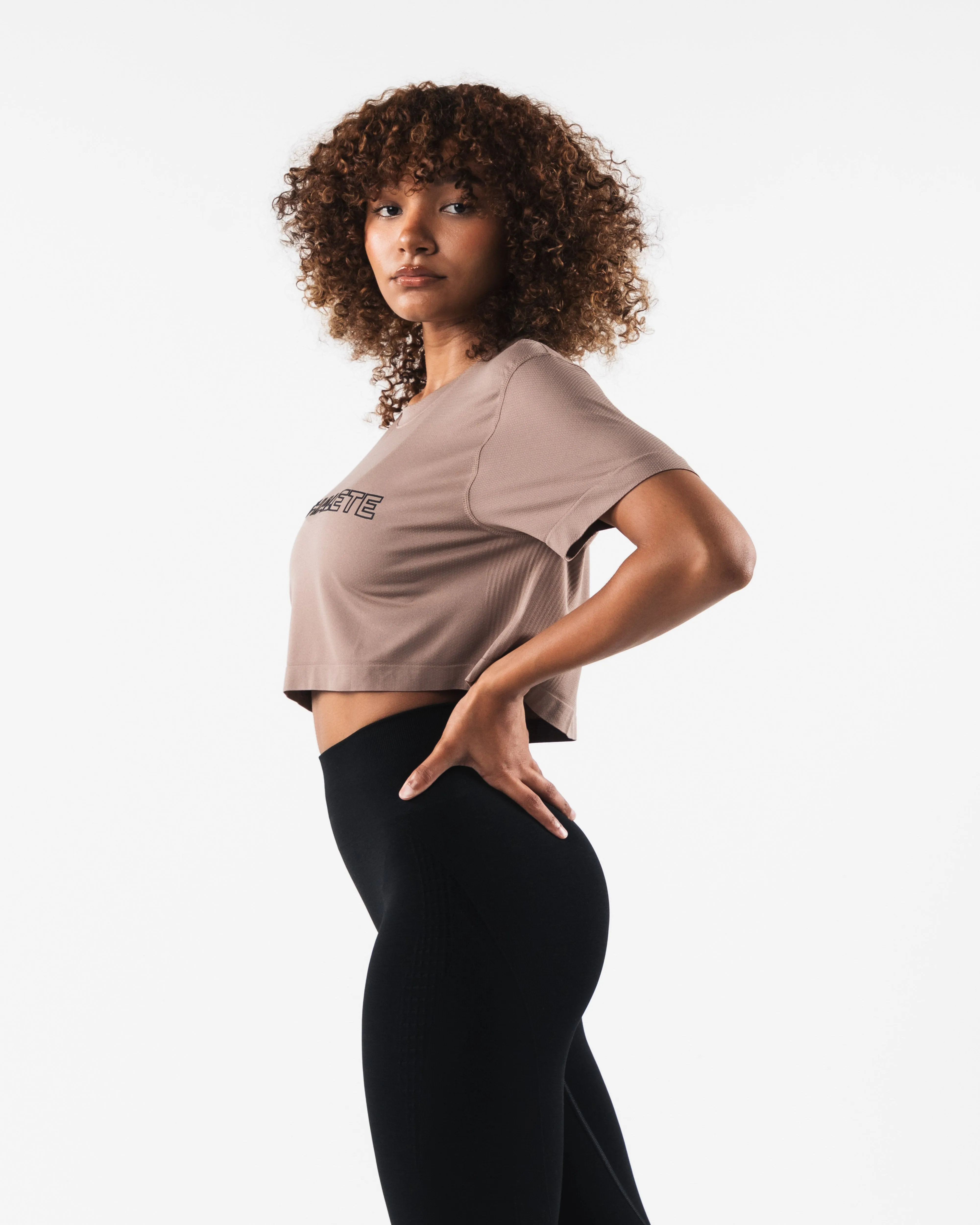 Core Airtech SS Crop - Creamy Beige
