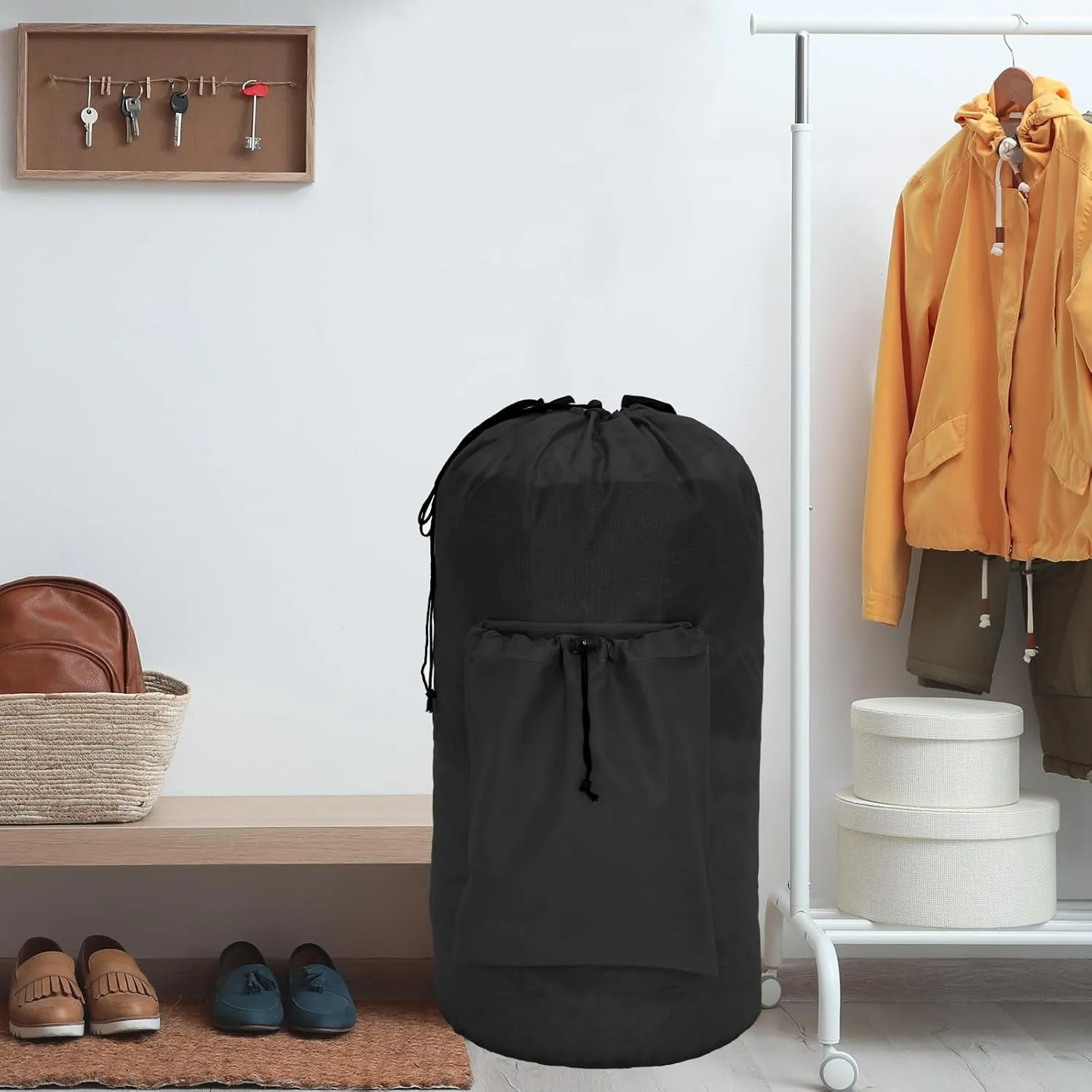 Laundry Bag with Shoulder Straps and Detergent Holder, Durable Laundry Bag Backpack for College Dorm/Travel/Camp (BLACK TARTAN)