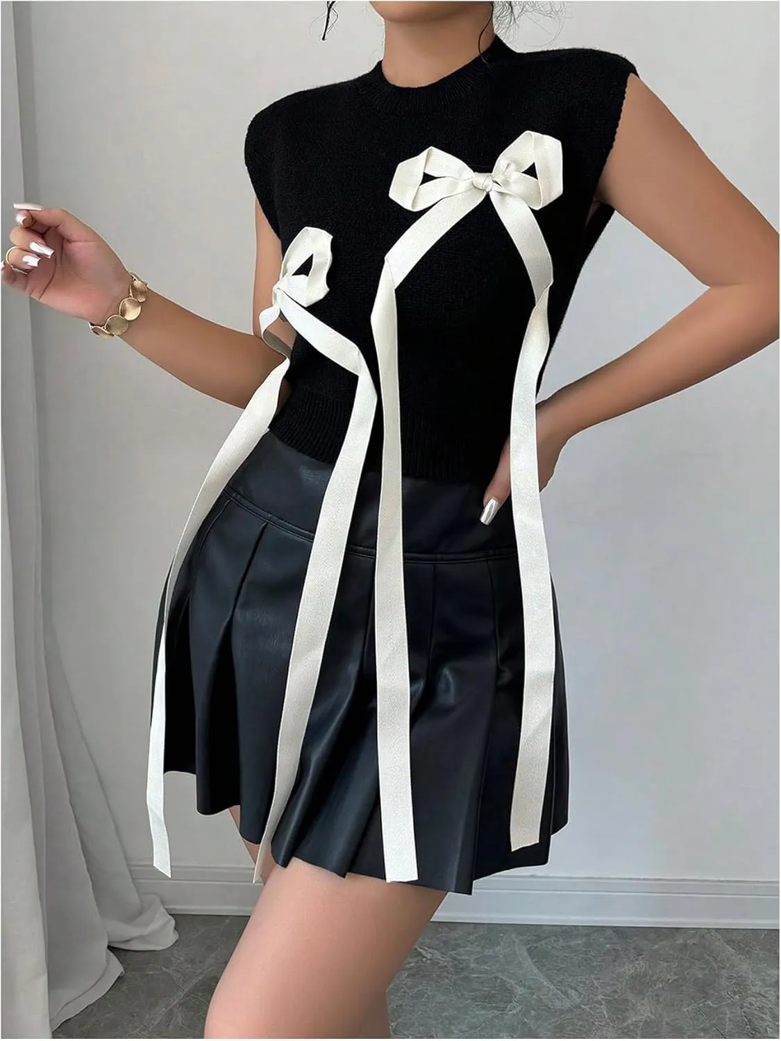 MakeMeChic Women's Bow Sweater Vest Crew Neck Sleeveless Crop Vests Preppy Sweaters