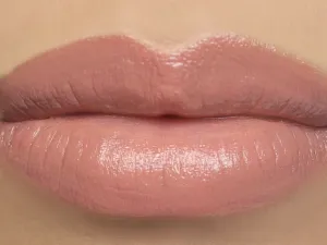 "Cuddles" - Mineral Lipstick