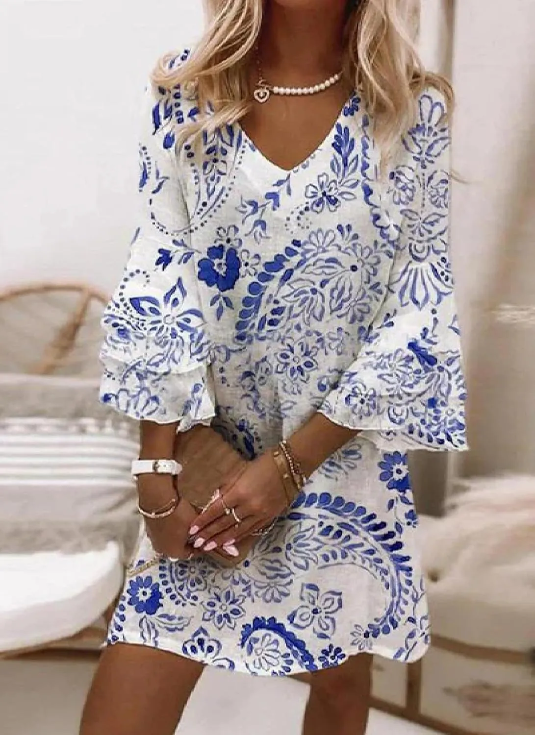 Summer Dresses for Women Flower Print V Neck 3/4 Ruffle Cuffs Knit Boho Casual Mini Dress