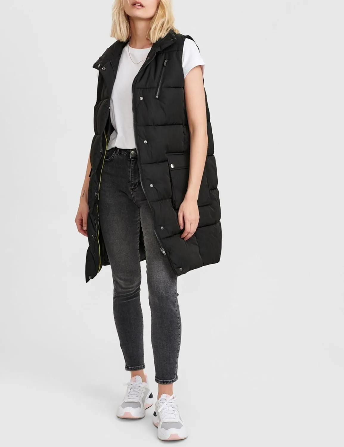 Women's Long Puffer Vest Oversized Stand Collar Quilted Lightweight Sleeveless Vests Outerwear Jacket